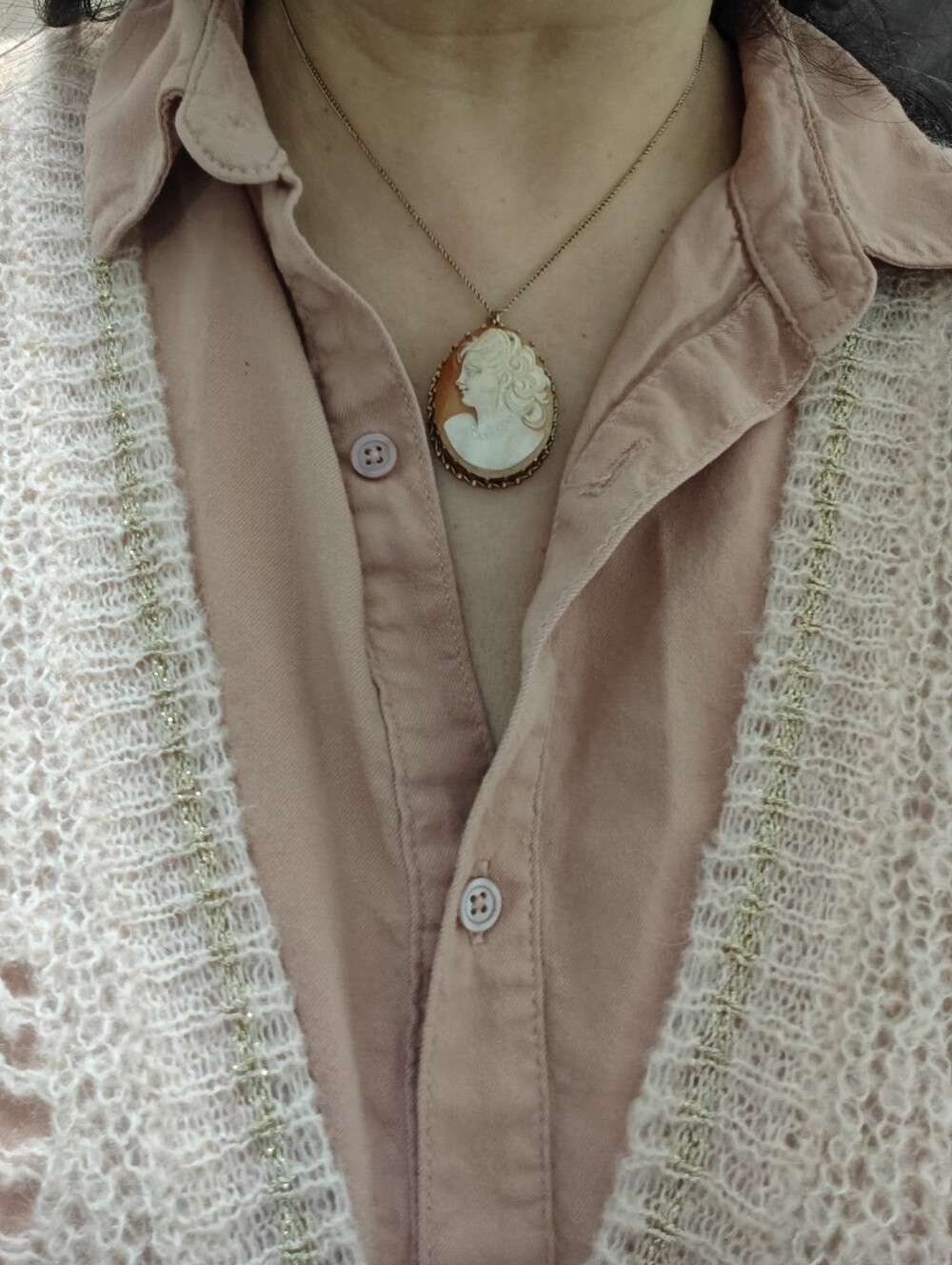 Vintage Antique Cameo Pendant Necklace - Picture 10 of 15